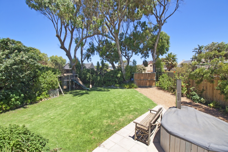 To Let 3 Bedroom Property for Rent in Scarborough Western Cape